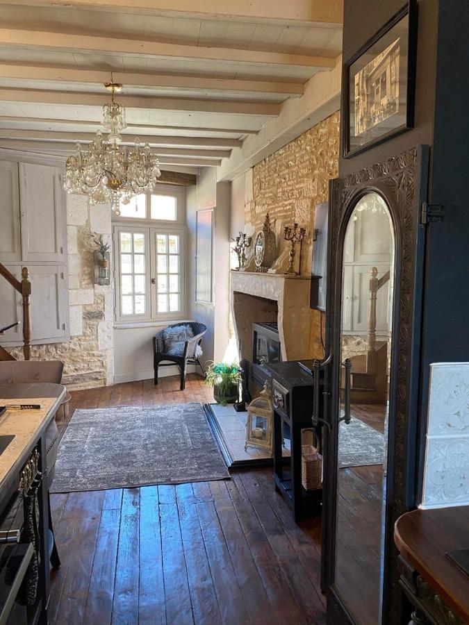 La Cour Blanche Villa Verteuil-sur-Charente Bagian luar foto